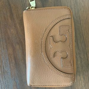 Tory Burch bifold wallet